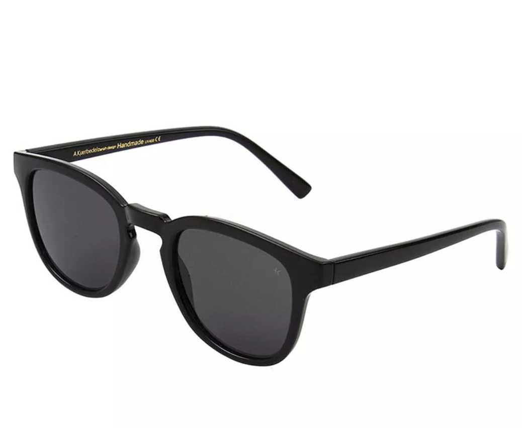 Unisex Bate - Black sunglasses from A. Kjærbede, classic design with recycled content.