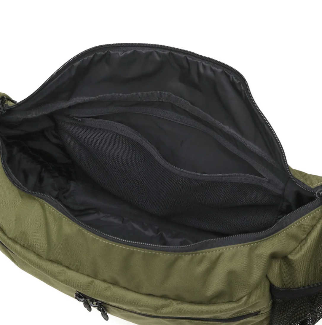 Everyday Use Middle Shoulder Bag - Olive