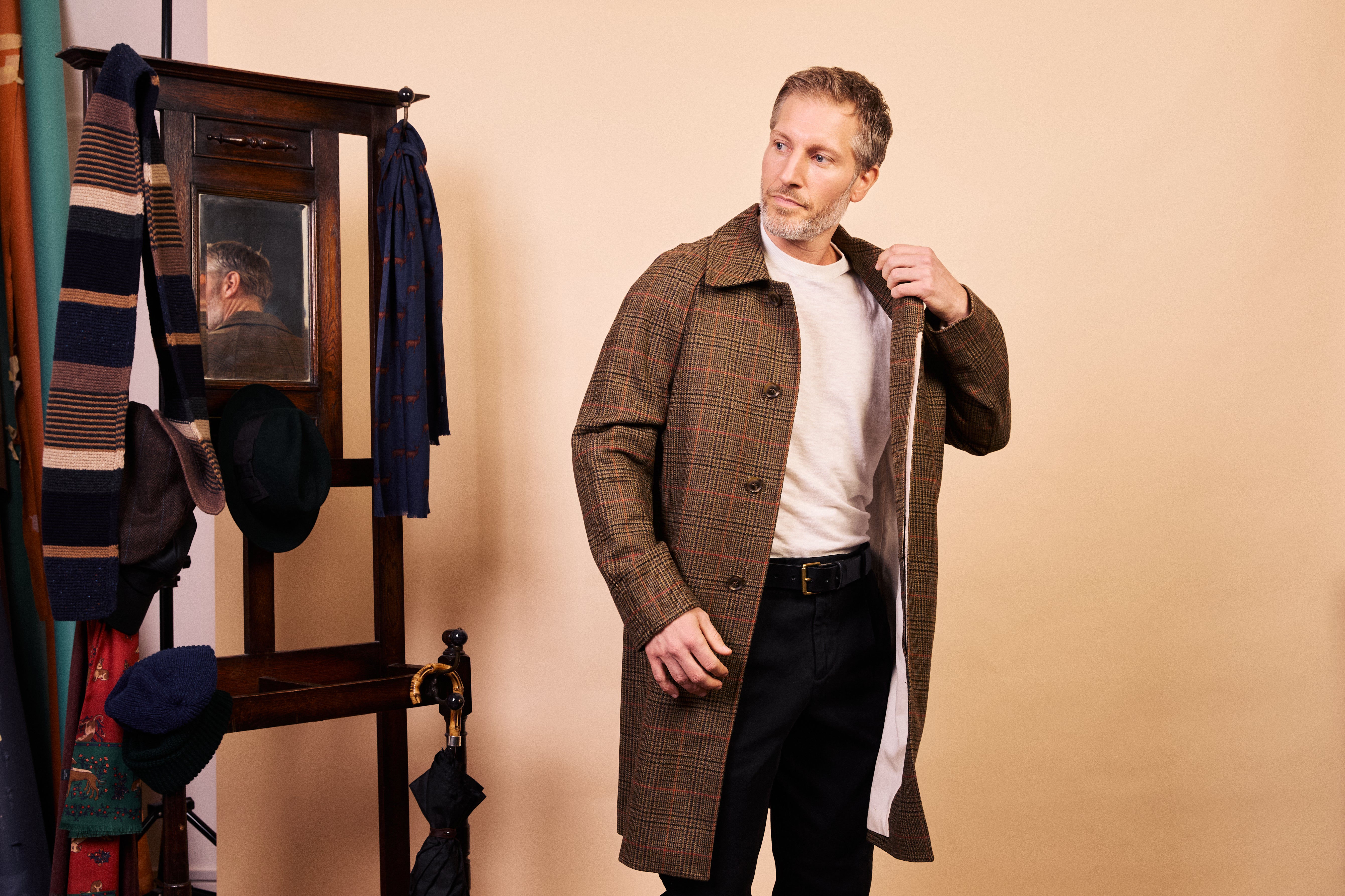 Gladstone Yorkshire Tweed Overcoat - Houndstooth