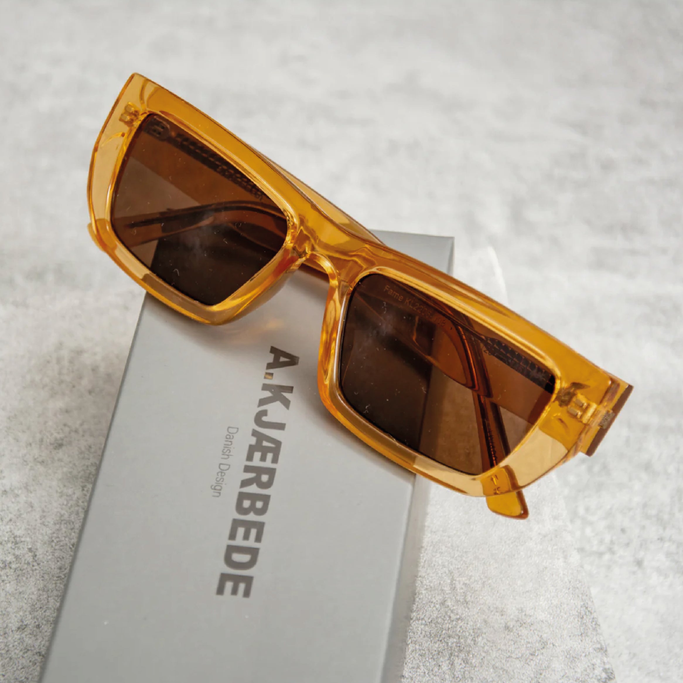 Fame - Yellow Transparent