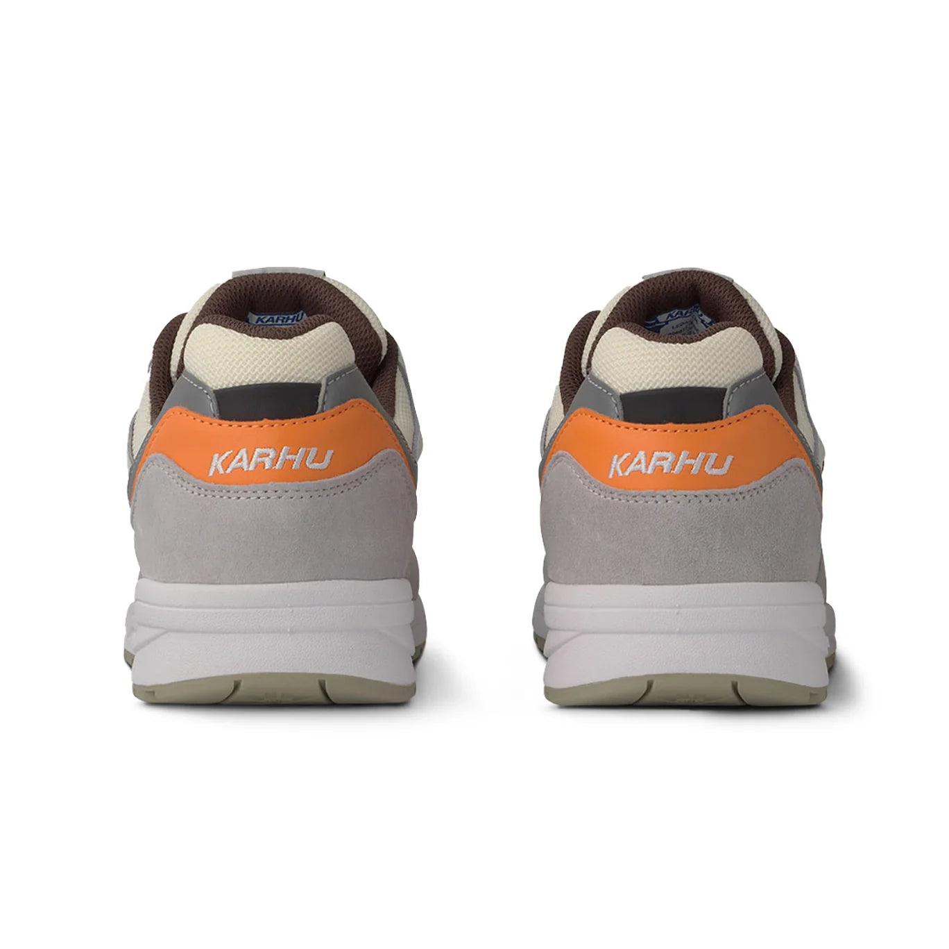 Karhu Legacy 96 Trainer with flat laces for a classic finish.
