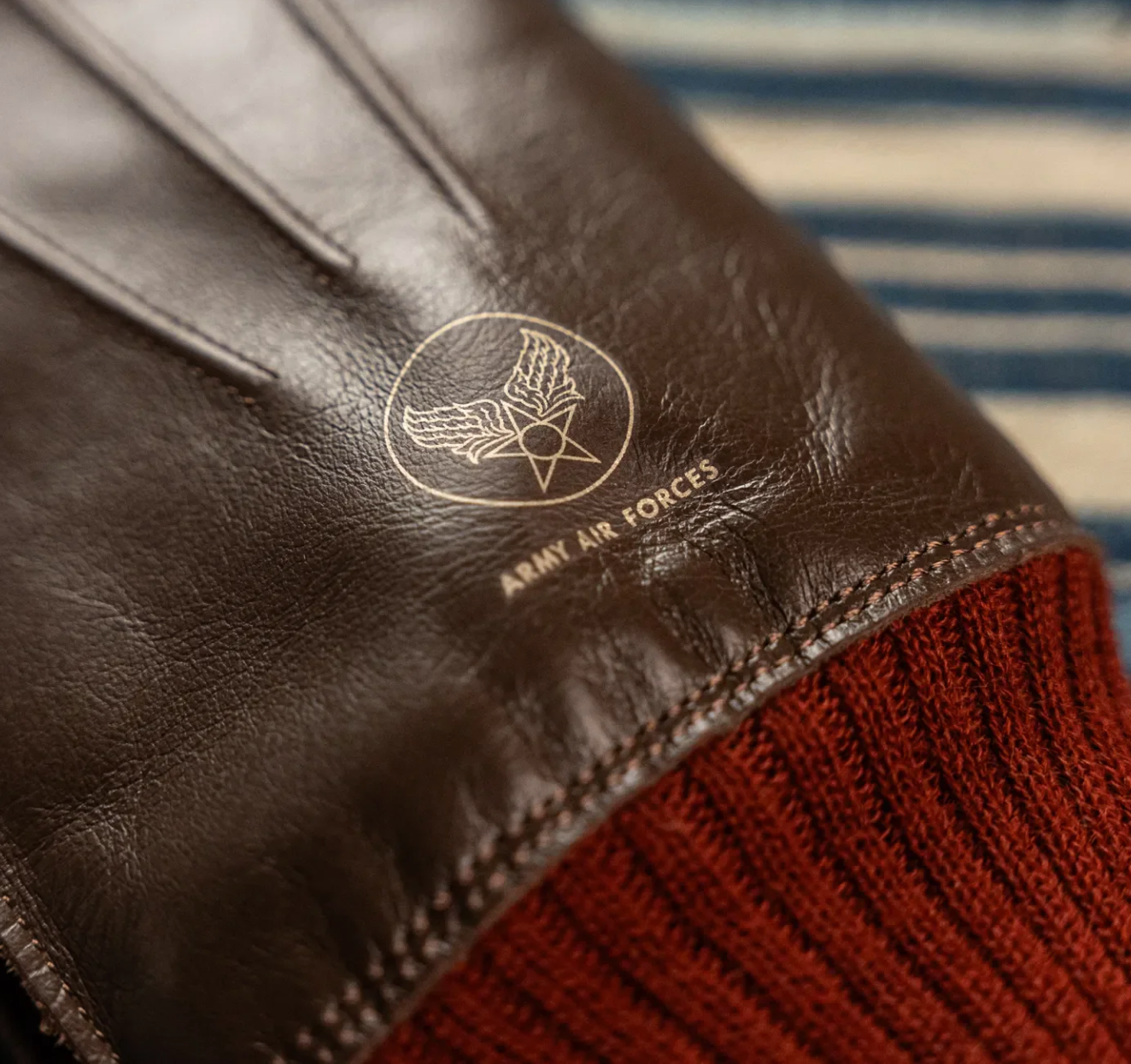 Type A-10 Glove - S/Brown x Red Rib