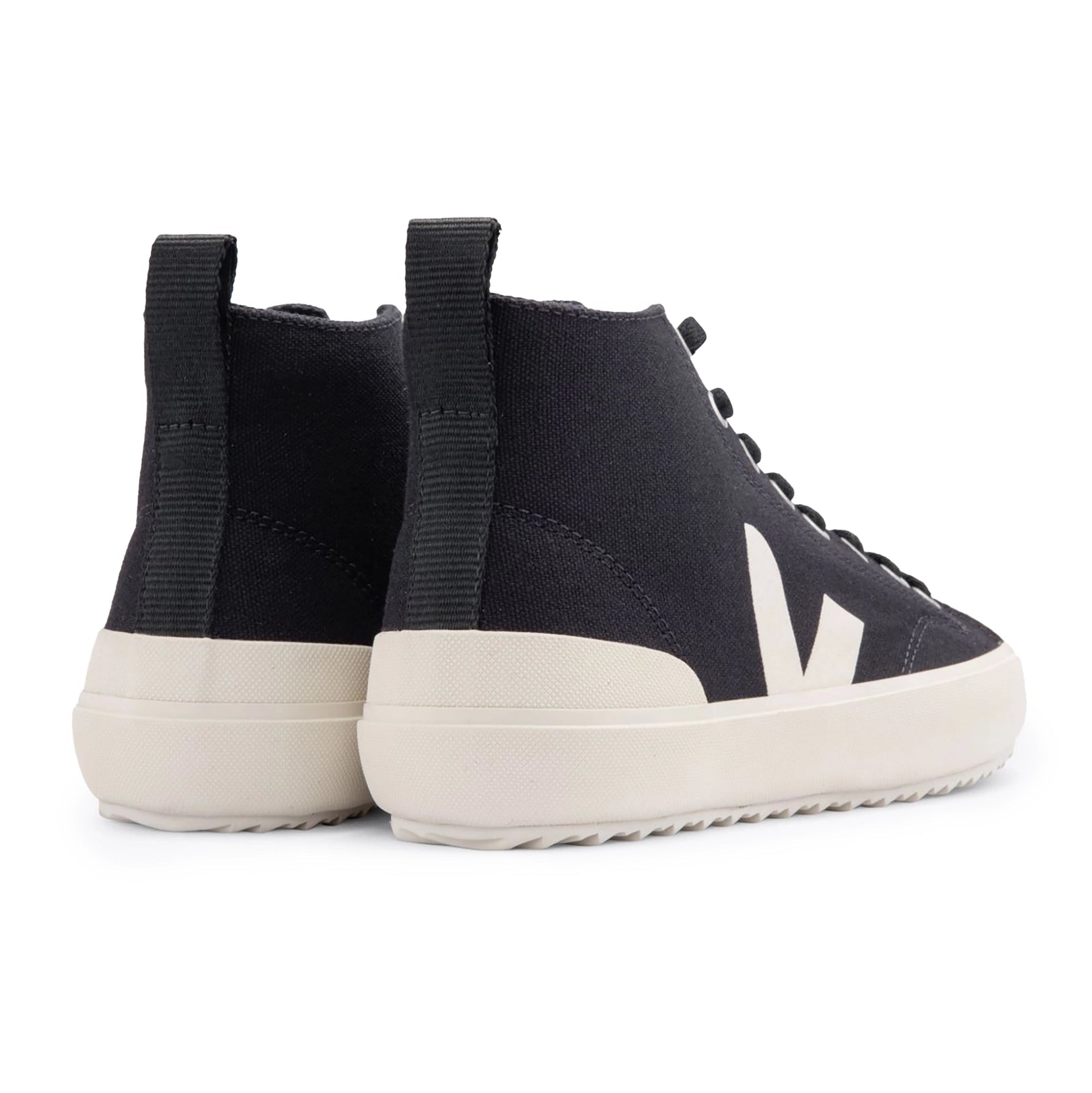 Veja Women’s Nova Canvas High Top Trainer - Black/Pierre